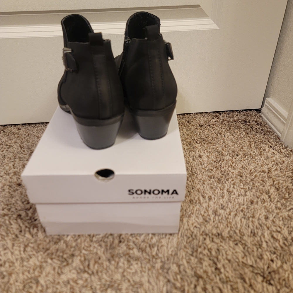 Sonoma Women's Black Ankle Boots - Picture 3 of 6